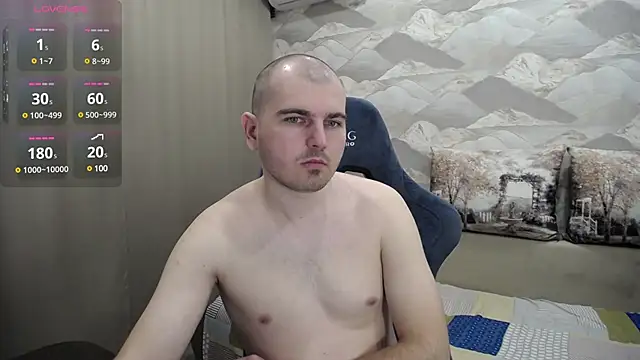 Snapshot of SerzhKorol1 chatting on 03-15-25, 08:04 SerzhKorol1 online show from 03-15-25, 08:04