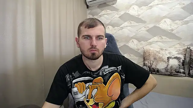 Snapshot of SerzhKorol1 chatting on 09-21-25, 08:16 SerzhKorol1 online show from 09-21-25, 08:16