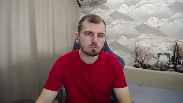 Snapshot of SerzhKorol1 chatting on 09-25-25, 08:07 SerzhKorol1 online show from 09-25-25, 08:07