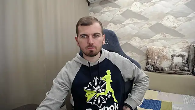 Snapshot of SerzhKorol1 chatting on 10-01-25, 12:55 SerzhKorol1 online show from 10-01-25, 12:55