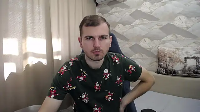 Snapshot of SerzhKorol1 chatting on 10-23-25, 07:29 SerzhKorol1 online show from 10-23-25, 07:29