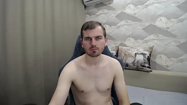 Snapshot of SerzhKorol1 chatting on 11-16-25, 05:18 SerzhKorol1 online show from 11-16-25, 05:18