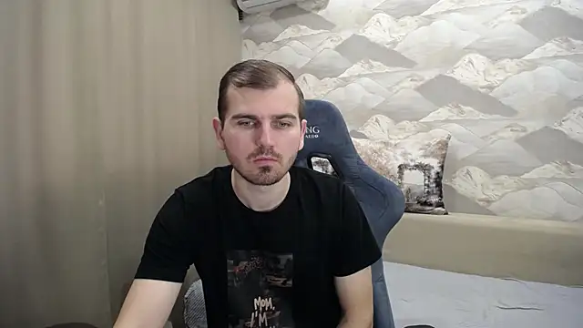 Snapshot of SerzhKorol1 chatting on 11-18-25, 04:50 SerzhKorol1 online show from 11-18-25, 04:50