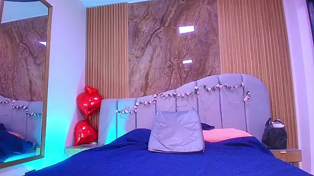 arletmss online show from 04-23-26, 03:08