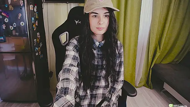 Snapshot of The_Blacksphinxxx chatting on 02-11-25, 10:48 The Blacksphinxxx online show from 02-11-25, 10:48