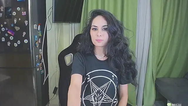 Snapshot of The_Blacksphinxxx chatting on 03-11-25, 05:24 The Blacksphinxxx online show from 03-11-25, 05:24