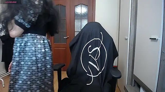 Snapshot of The_Blacksphinxxx chatting on 10-21-25, 12:06 The Blacksphinxxx online show from 10-21-25, 12:06