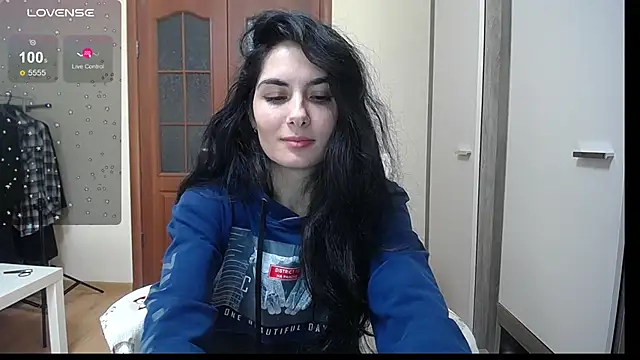 Snapshot of The_Blacksphinxxx chatting on 01-15-26, 02:10 The Blacksphinxxx online show from 01-15-26, 02:10