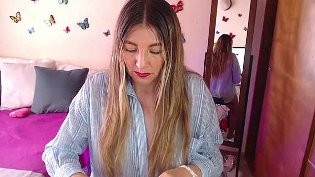 Jolie-Mature online show from 03-05-25, 08:32