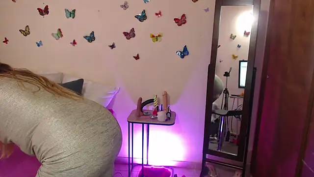 Snapshot of Jolie-Mature chatting on 03-09-25, 07:59 Jolie-Mature online show from 03-09-25, 07:59