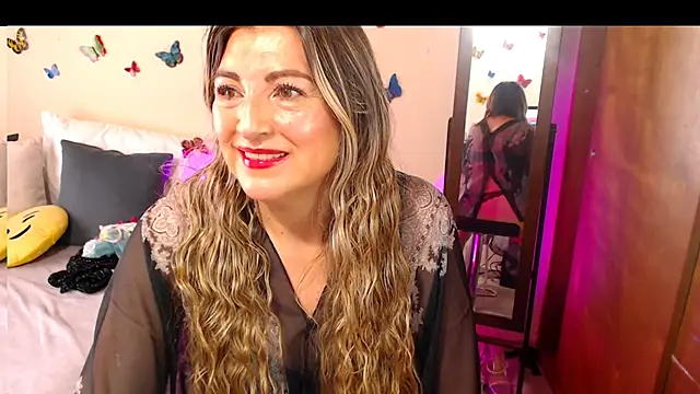 Snapshot of Jolie-Mature chatting on 09-19-25, 09:48 Jolie-Mature online show from 09-19-25, 09:48