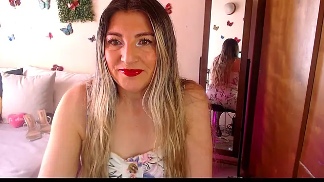 Jolie-Mature online show from 04-20-26, 07:48