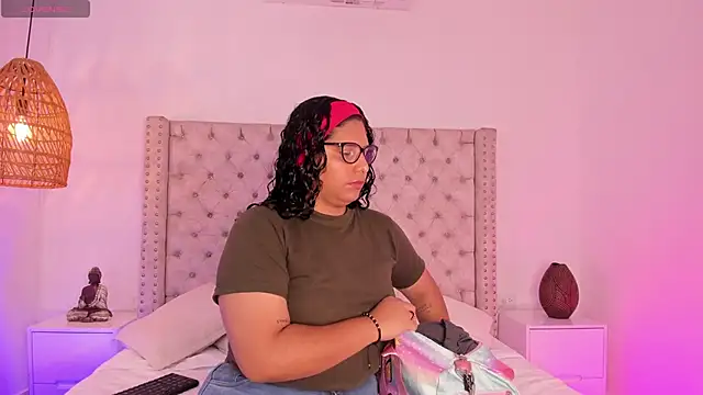 DanielleEvans  online show from 03-15-25, 11:08