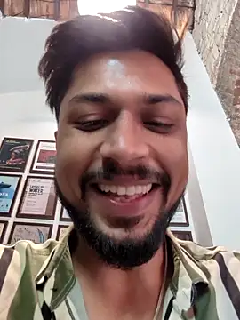  IRRESISTIBLE  online show from 12-20-25, 06:42