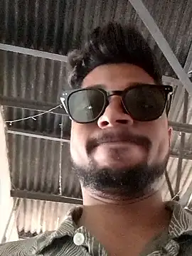 Snapshot of _IRRESISTIBLE_ chatting on 03-05-26, 08:32 IRRESISTIBLE online show from 03-05-26, 08:32