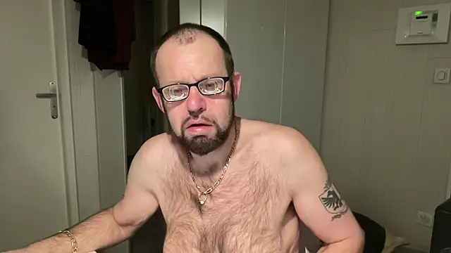 FABIOGLASSES online show from 04-24-26, 12:35