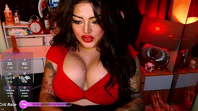 Snapshot of TiffanyWolf chatting on 05-20-26, 01:17 TiffanyWolf online show from 05-20-26, 01:17