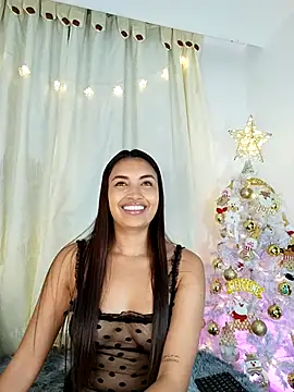 aisha es online show from 12-04-25, 10:18