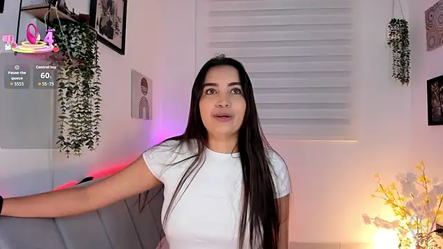 Snapshot of aisha_es chatting on 02-24-26, 11:08 aisha es online show from 02-24-26, 11:08