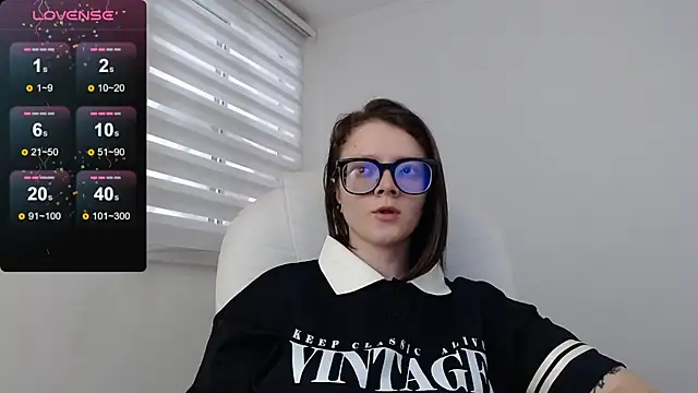 Arya starrk online show from 12-14-24, 01:59