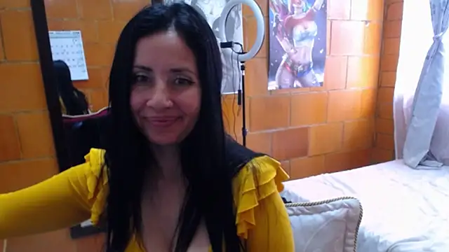 Snapshot of charlote_temple chatting on 02-21-25, 04:48 charlote temple online show from 02-21-25, 04:48