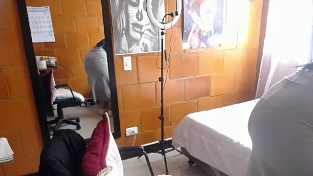 Snapshot of charlote_temple chatting on 03-11-25, 02:51 charlote temple online show from 03-11-25, 02:51