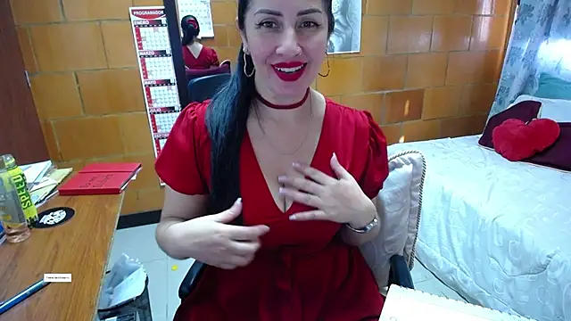 Snapshot of charlote_temple chatting on 07-22-26, 12:19 charlote temple online show from 07-22-26, 12:19