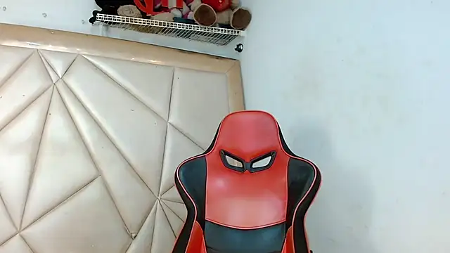 sweet brunettex lovingyou online show from 04-18-26, 07:23