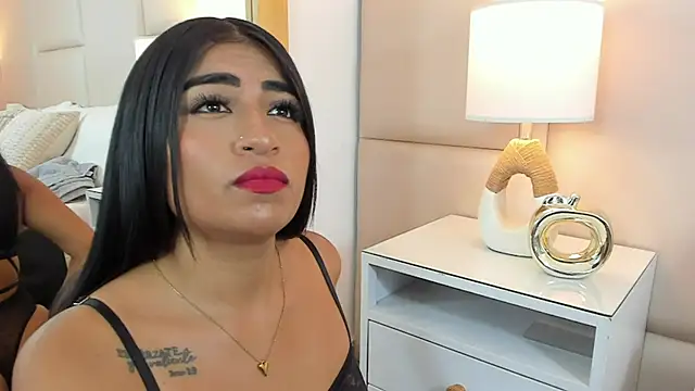 AntoniaRoss  online show from 11-04-25, 02:16