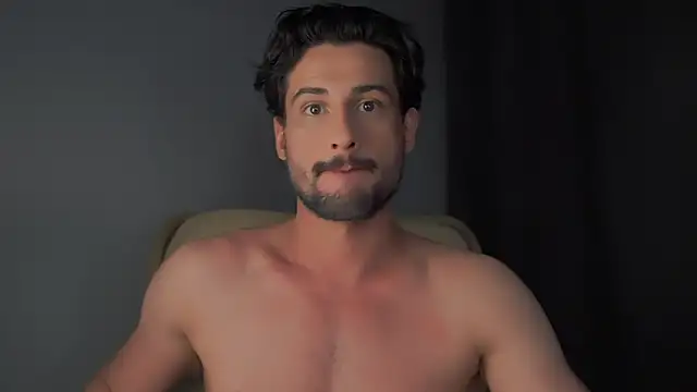 Snapshot of Keen___Luckystrike chatting on 12-19-24, 06:34 Keen Luckystrike online show from 12-19-24, 06:34