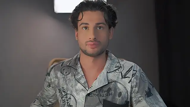 Snapshot of Keen___Luckystrike chatting on 02-06-25, 10:00 Keen Luckystrike online show from 02-06-25, 10:00