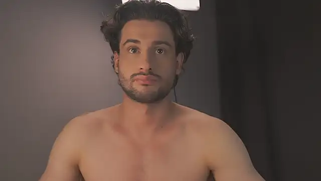 Snapshot of Keen___Luckystrike chatting on 03-18-25, 07:31 Keen Luckystrike online show from 03-18-25, 07:31