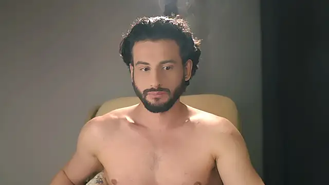 Keen   Luckystrike online show from 03-12-26, 05:08