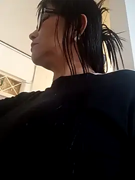 kelly dirty  online show from 03-12-25, 07:49