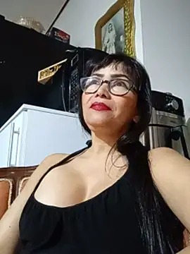 Snapshot of kelly_dirty_ chatting on 07-14-26, 02:05 kelly dirty online show from 07-14-26, 02:05