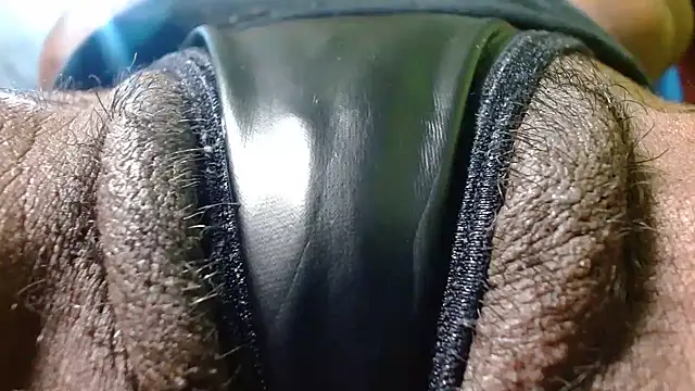 bethanywilson 23 online show from 10-22-25, 12:49