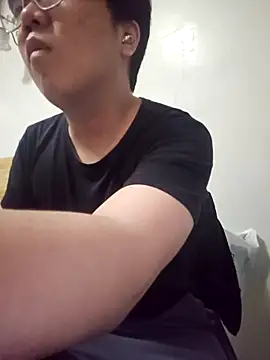 ksshp9502 online show from 04-19-26, 03:00