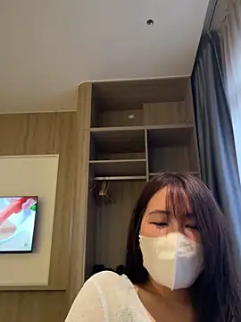 Snapshot of Onee-Chew chatting on 05-10-26, 10:42 Onee-Chew online show from 05-10-26, 10:42