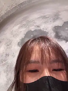 Snapshot of Onee-Chew chatting on 05-21-26, 10:44 Onee-Chew online show from 05-21-26, 10:44