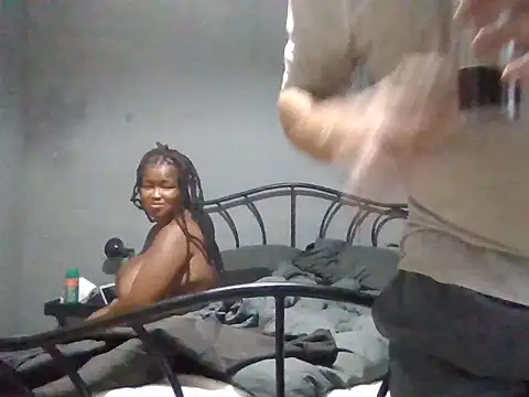 TheZACouple online show from 12-20-25, 04:25