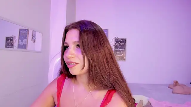 Snapshot of bluee_hazell chatting on 01-27-25, 02:46 bluee hazell online show from 01-27-25, 02:46