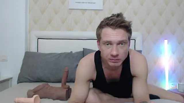 Snapshot of redheadxxl chatting on 03-21-26, 05:16 redheadxxl online show from 03-21-26, 05:16