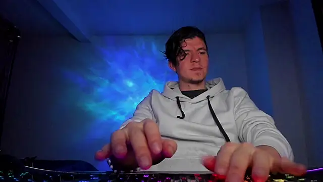 Headhunterdz online show from 06-04-26, 01:33