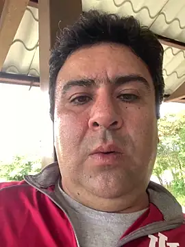 Snapshot of EmilianoGt chatting on 10-24-25, 05:09 EmilianoGt online show from 10-24-25, 05:09