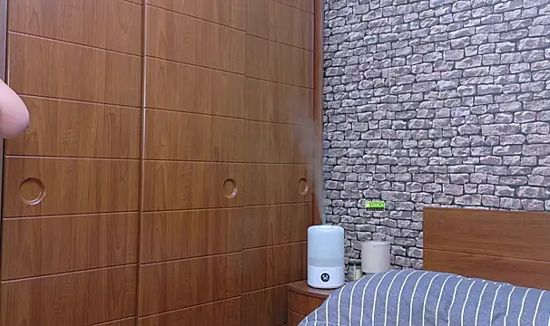 CuteBlondeMe online show from 10-30-25, 03:46