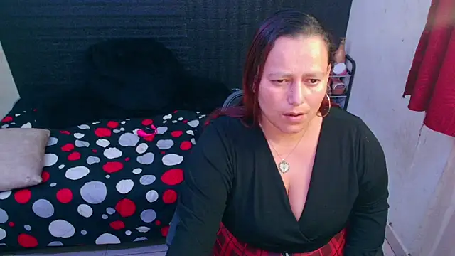 Snapshot of Diana_Lozano chatting on 01-25-25, 11:34 Diana Lozano online show from 01-25-25, 11:34