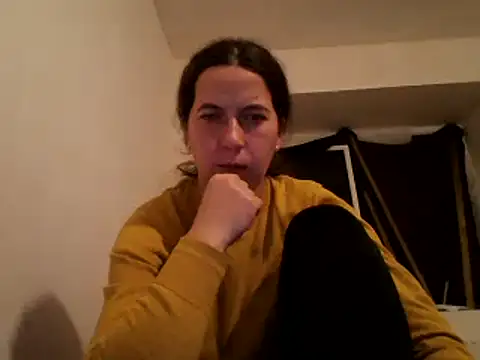 Snapshot of Tamilashaa chatting on 12-01-24, 07:14 Tamilashaa online show from 12-01-24, 07:14