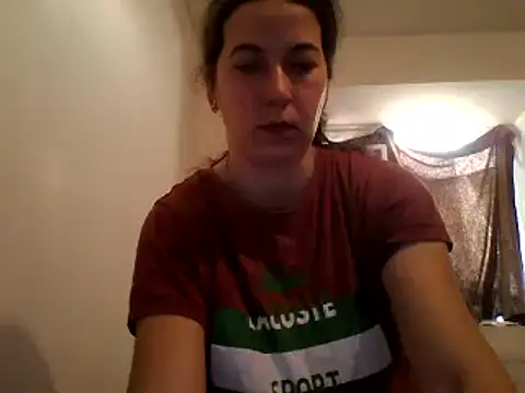 Snapshot of Tamilashaa chatting on 01-15-25, 06:43 Tamilashaa online show from 01-15-25, 06:43