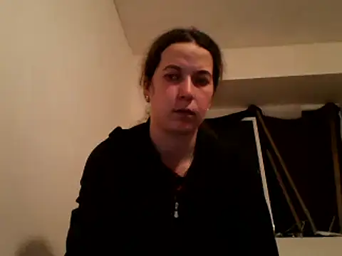 Snapshot of Tamilashaa chatting on 01-16-25, 06:06 Tamilashaa online show from 01-16-25, 06:06