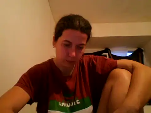 Snapshot of Tamilashaa chatting on 01-20-25, 02:46 Tamilashaa online show from 01-20-25, 02:46